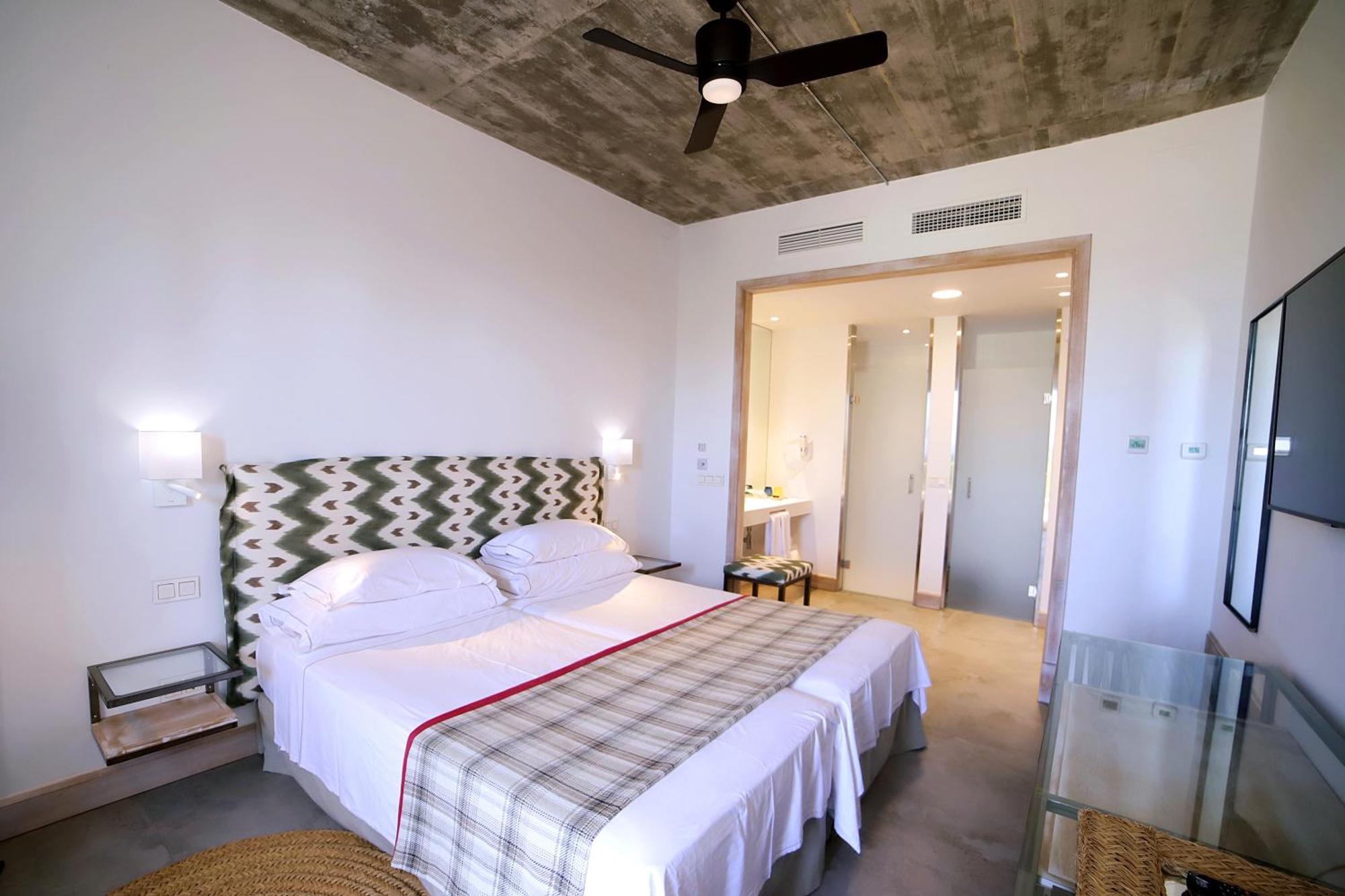 Hacienda El Rosalejo Guest House Villamartin  Exterior photo